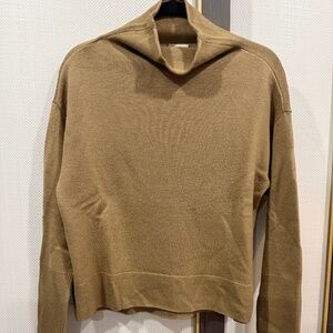 Aritzia - Wilfred Light Sweater